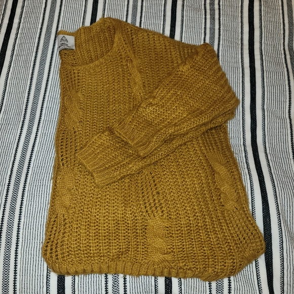 UNIF x Urban Outfitters Oversized Golden Yellow Sweater - Picture 2 of 3